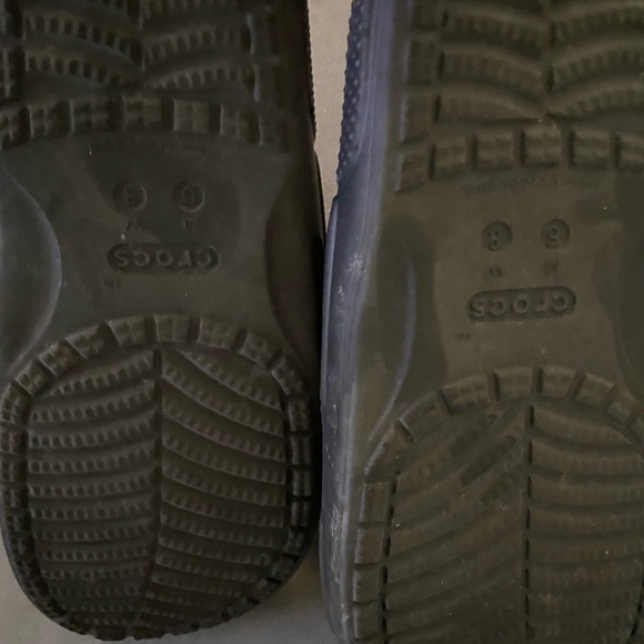 Crocs - Picture 3 of 3